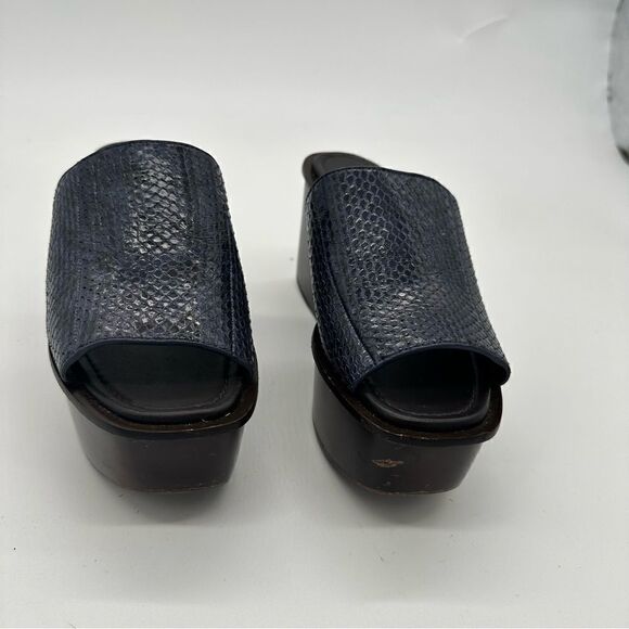 Michael Kors Collection $475 Jane Blue Leather Platform Wedge Shoes - Picture 3 of 14